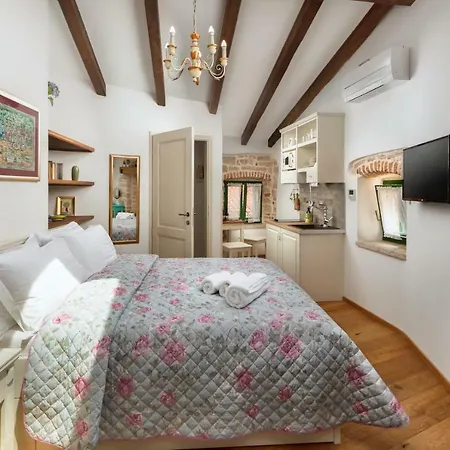 Apartman Monterosso Old Town