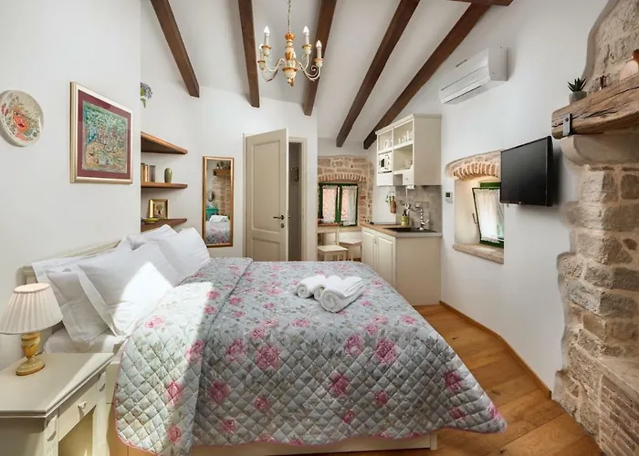 아파트 Monterosso Old Town