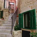 Monterosso Old Town Apartment *